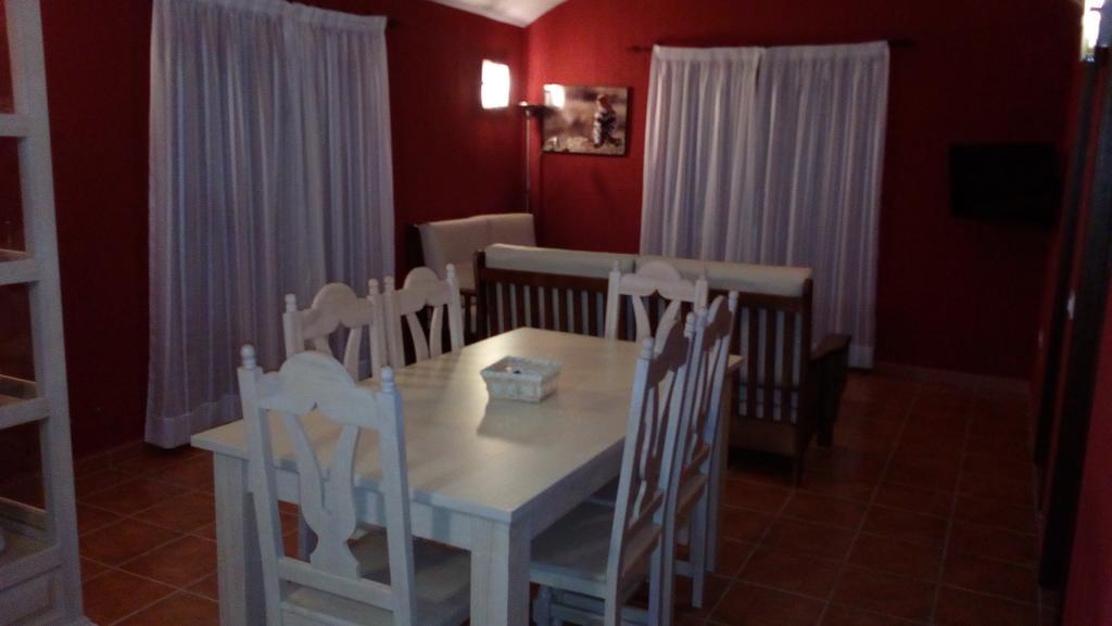 Apartamentos Rurales Casas De Los Maestros Talarrubias Exterior foto