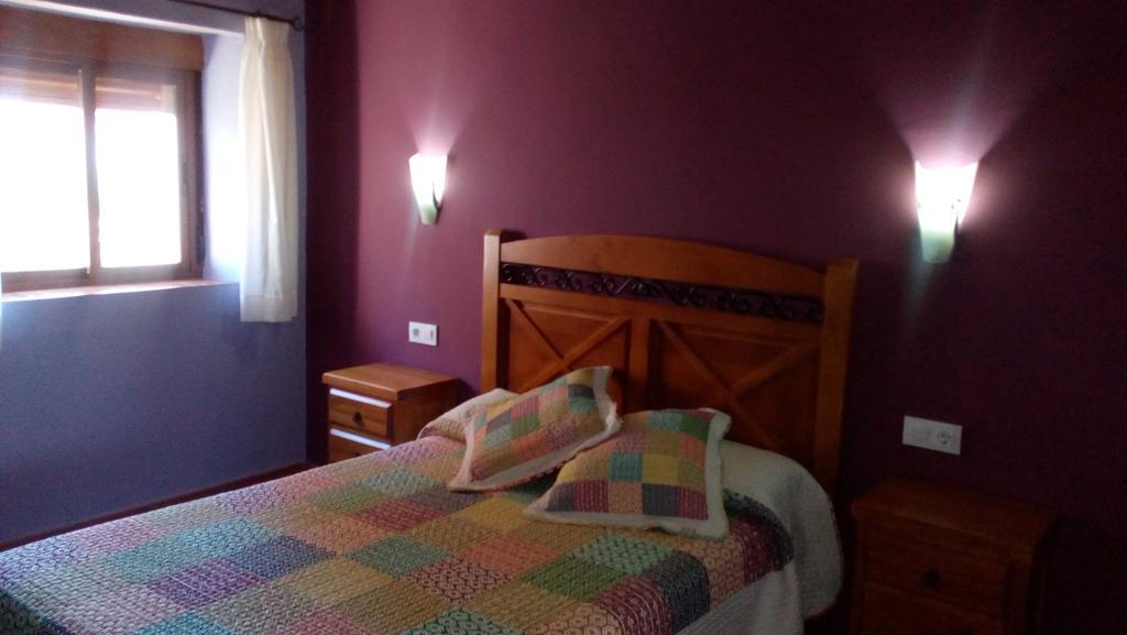 Apartamentos Rurales Casas De Los Maestros Talarrubias Exterior foto