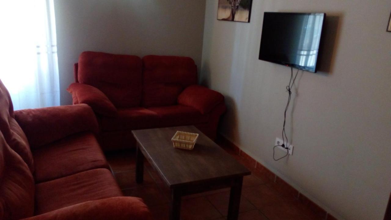 Apartamentos Rurales Casas De Los Maestros Talarrubias Exterior foto