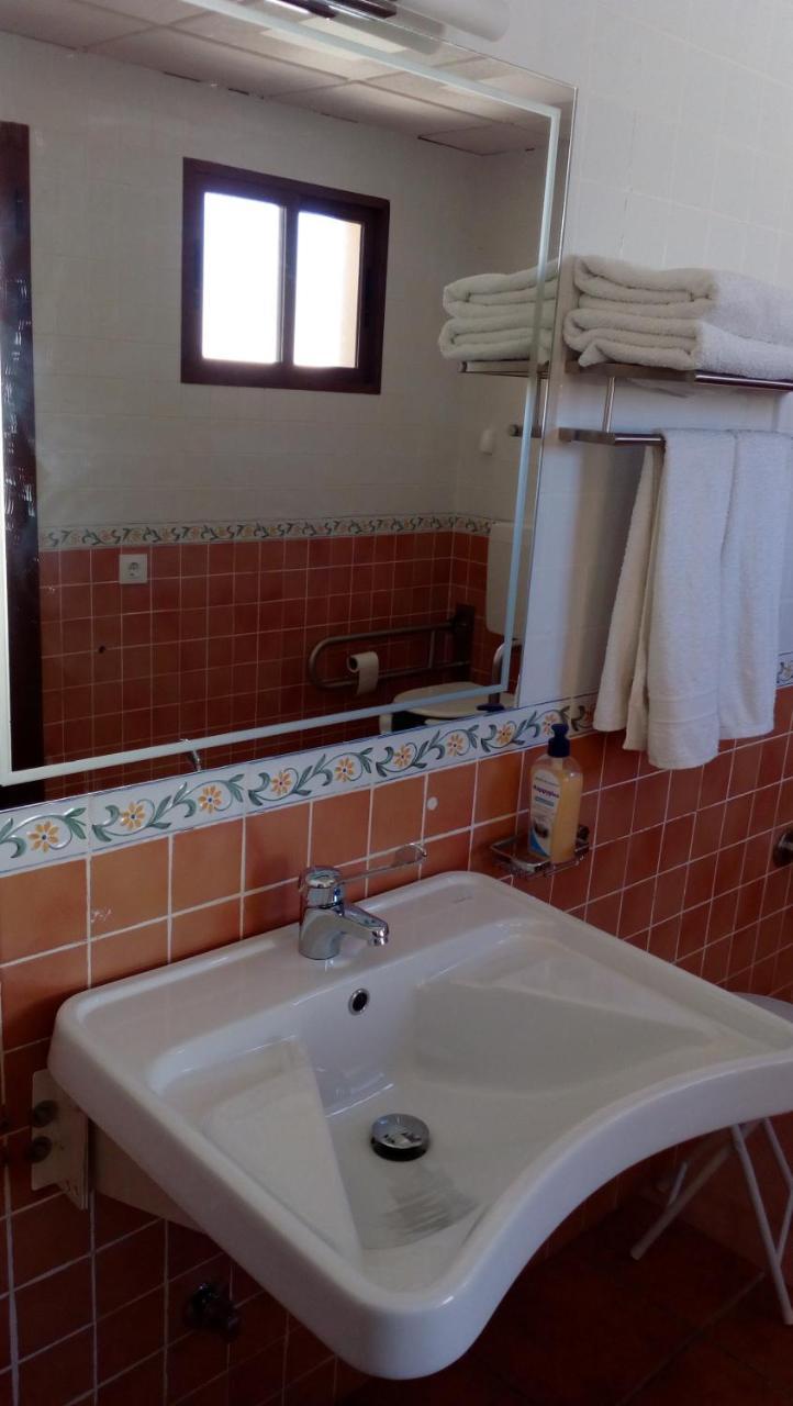 Apartamentos Rurales Casas De Los Maestros Talarrubias Exterior foto